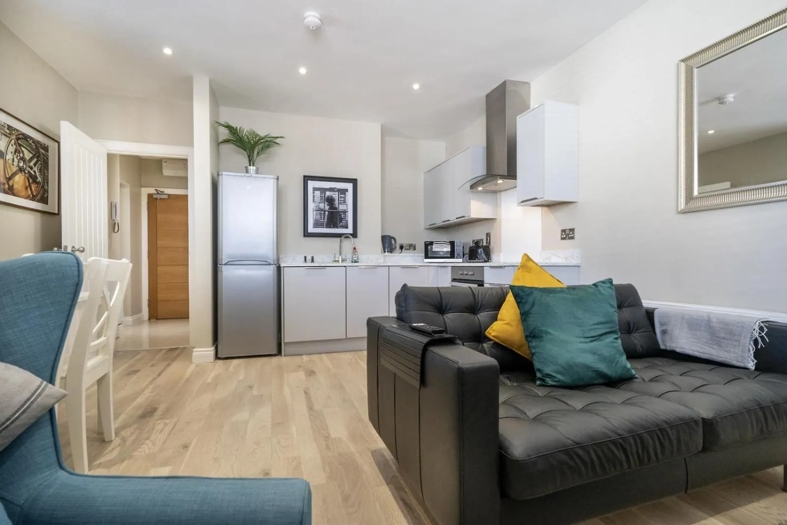 Apartment Old Hollywood - 1Bd Ap - Gold Short Term Stays Belfast