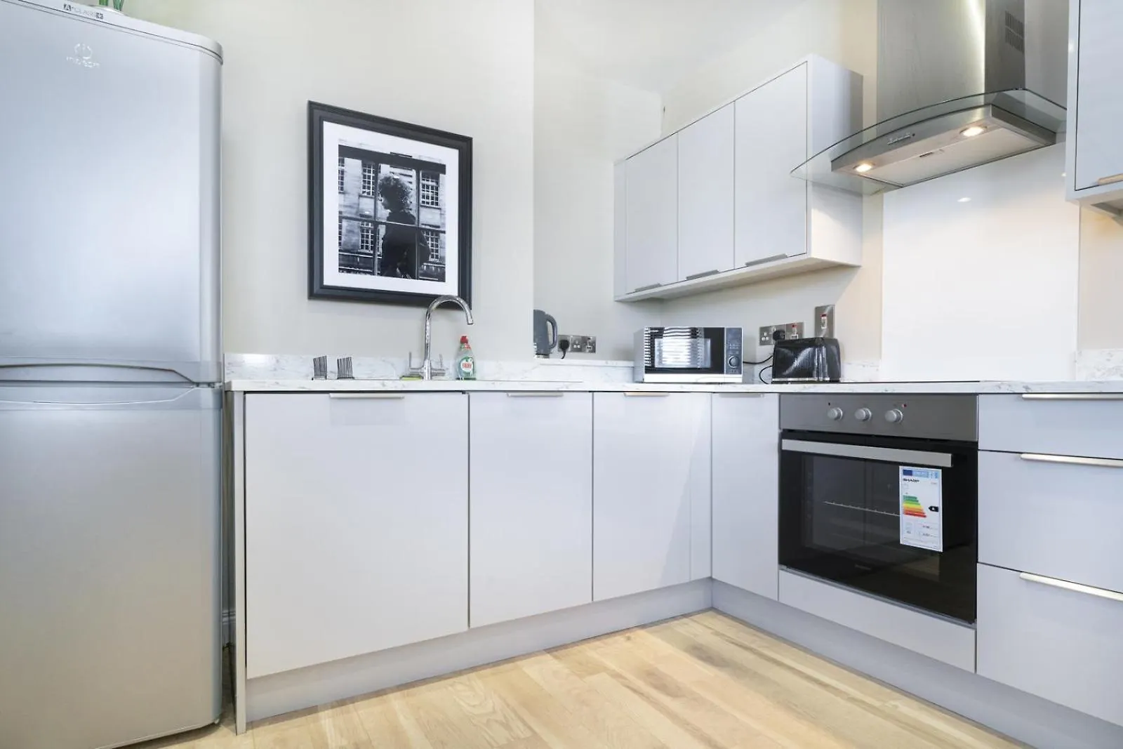 Old Hollywood - 1Bd Ap - Gold Short Term Stays Belfast United Kingdom